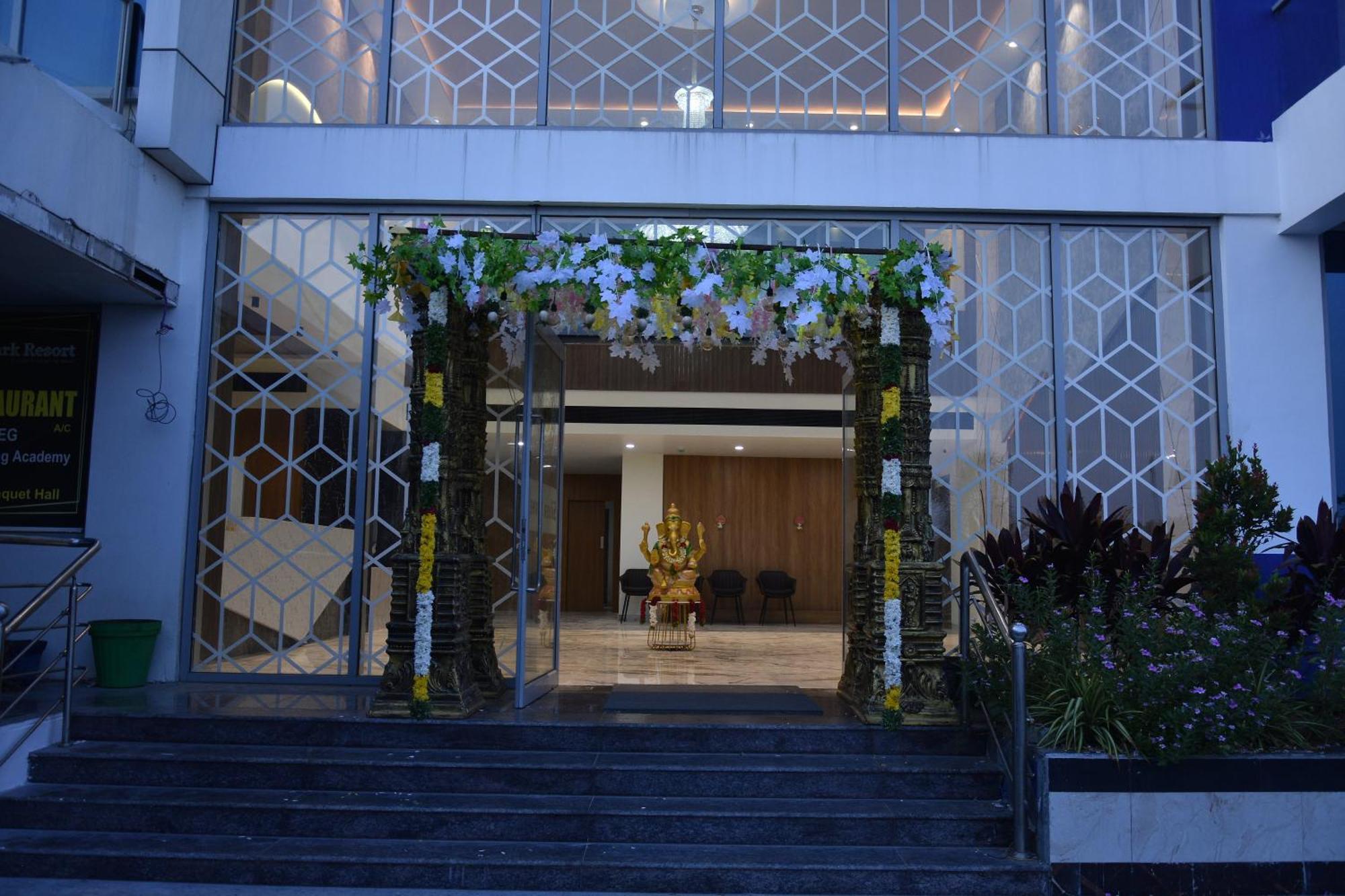 Silver Stone Park Resort, Kovilpatti Dış mekan fotoğraf